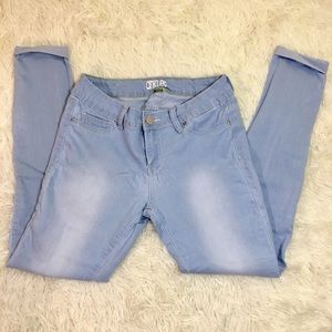 Super Soft Anklet YMI skinny jeans.